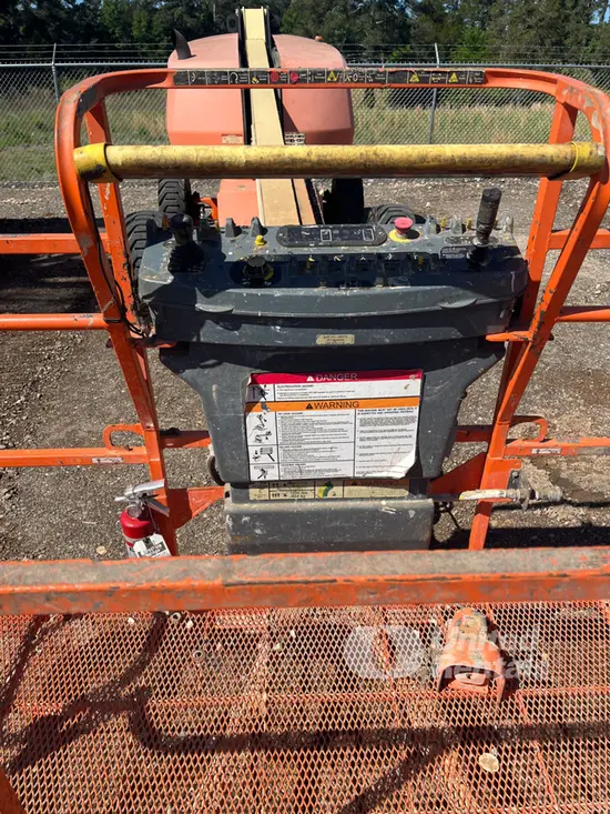 2018 JLG 400S Boom Lift