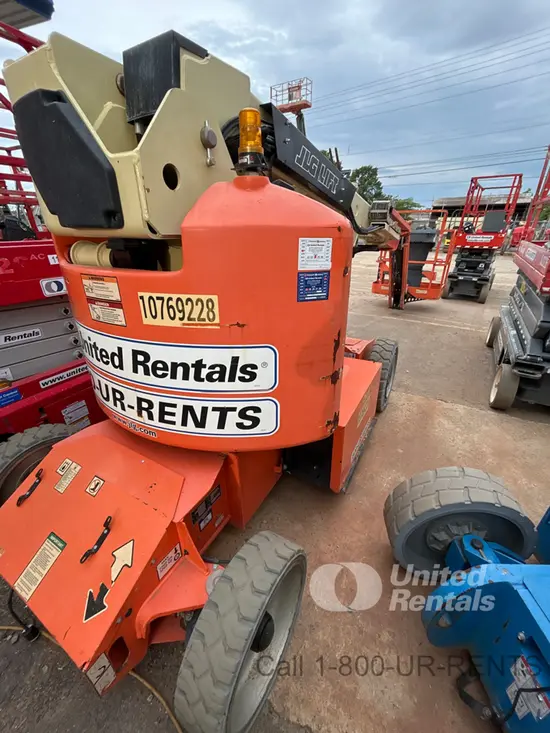 2018 JLG E400AJPN Articulating Boom Lift