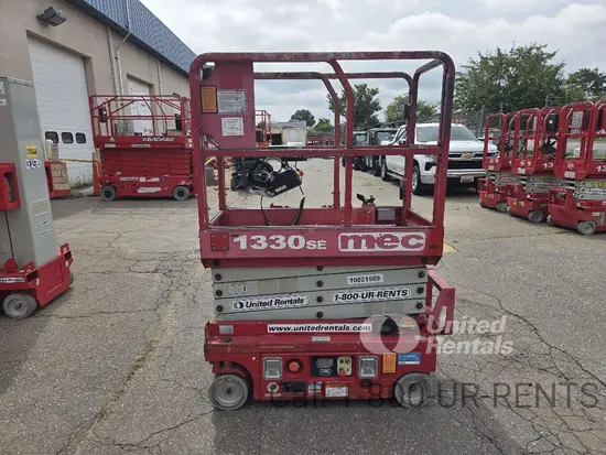 2018 MEC 1330SE Scissor Lift