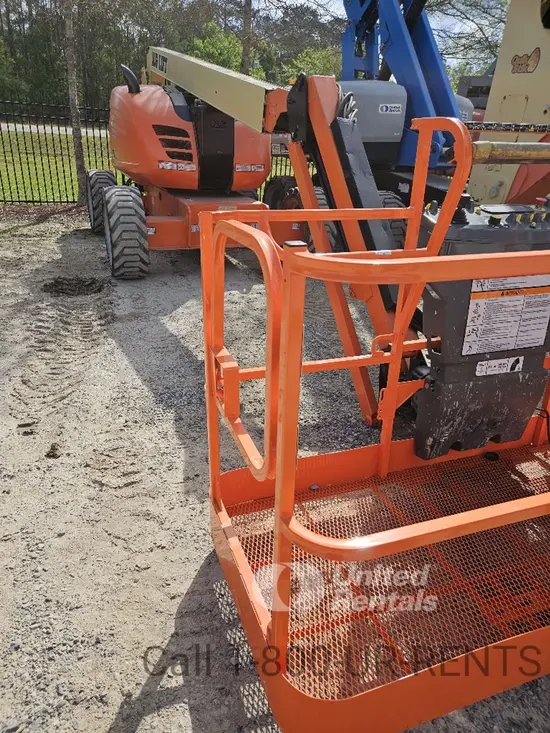 2018 JLG 600AJ Articulating Boom Lift