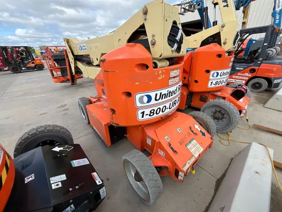 2017 JLG E400AJPN Articulating Boom Lift
