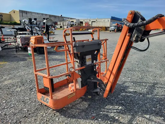 2017 JLG 450AJ Articulating Boom Lift