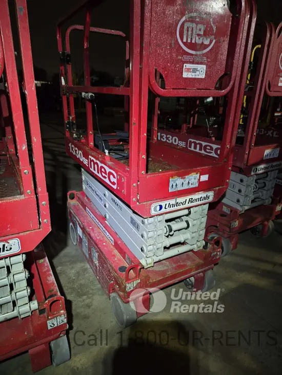 2018 MEC 1330SE Scissor Lift