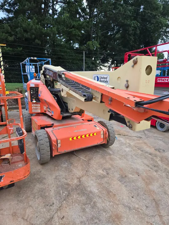 2017 JLG E450AJ Articulating Boom Lift