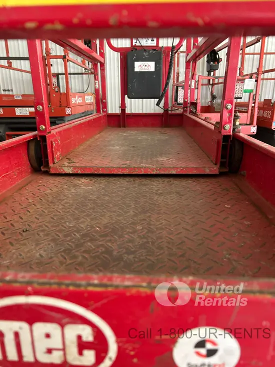 2018 MEC 2632SE Scissor Lift