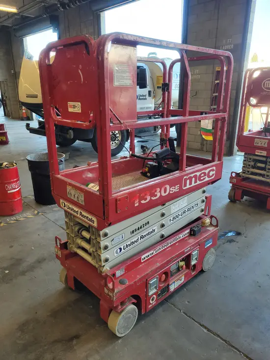 2018 MEC 1330SE Scissor Lift