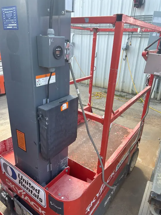 2018 Skyjack SJ12 Self-Propelled One-Person Lift