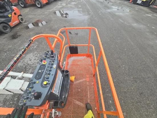 2017 JLG 600S Boom Lift