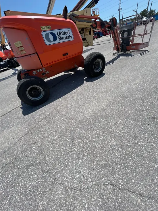 2017 JLG 450AJ Articulating Boom Lift