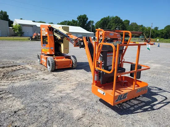 2018 JLG E300AJP Articulating Boom Lift