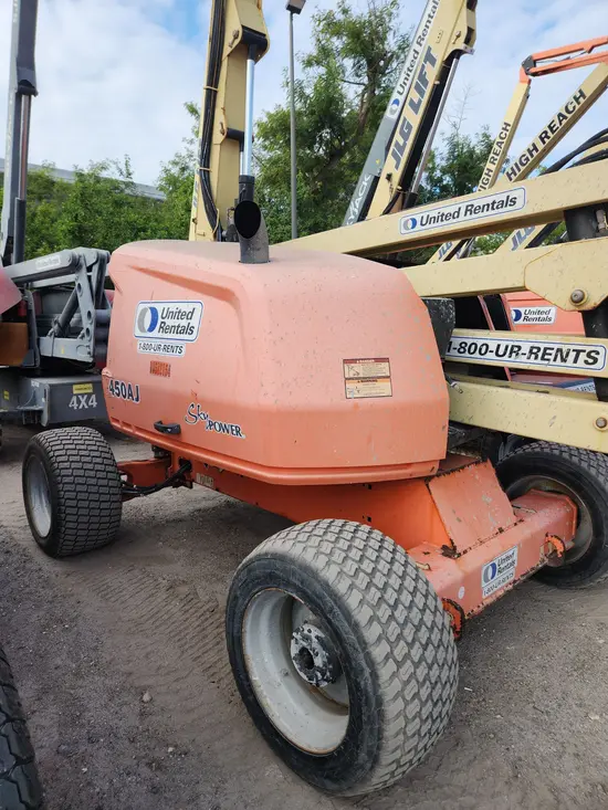 2017 JLG 450AJ Articulating Boom Lift