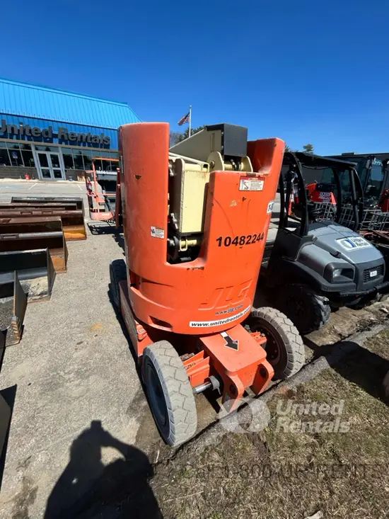 2016 JLG E300AJP Articulating Boom Lift