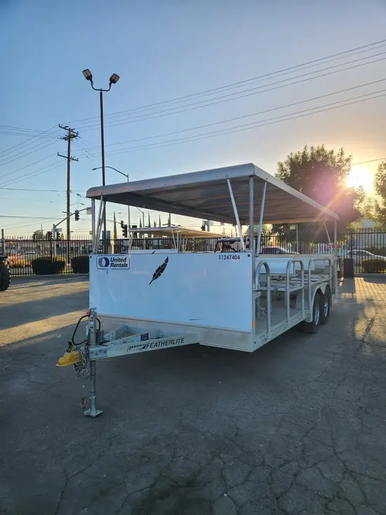 2022 Featherlite 3115-0017 Trailer