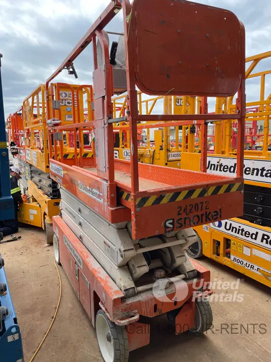 2019 Snorkel S3226E Scissor Lift