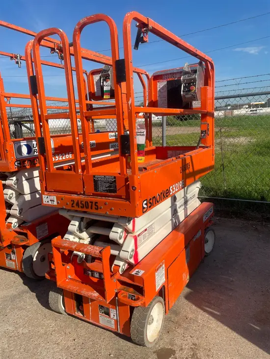 2020 Snorkel S3219E Scissor Lift