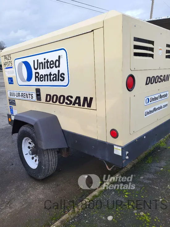 2019 Doosan P425/HP375WCUT4 Air Compressor