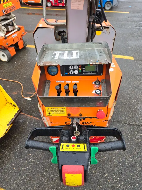 2013 Jekko MPK20W Crane