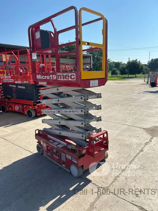2018 MEC MICRO 19 Scissor Lift
