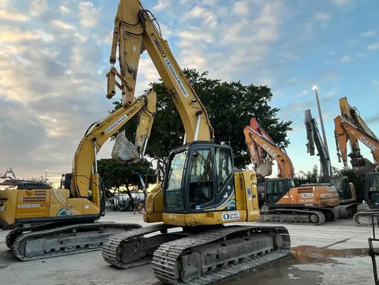 2019 Kobelco SK230SR-5 Excavator