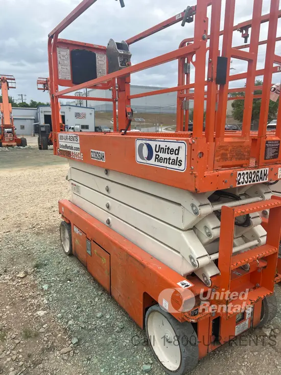 2019 Snorkel S3226E Scissor Lift