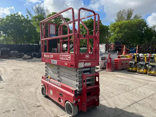 2019 MEC MICRO 26 Scissor Lift