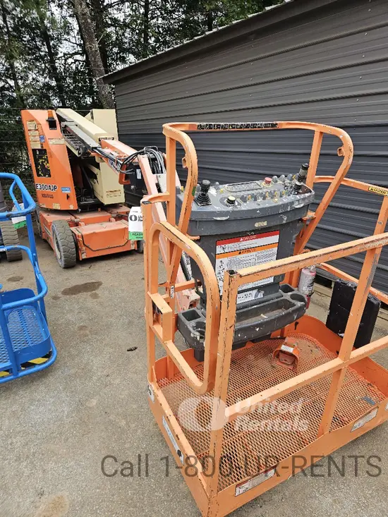 2017 JLG E300AJP Articulating Boom Lift