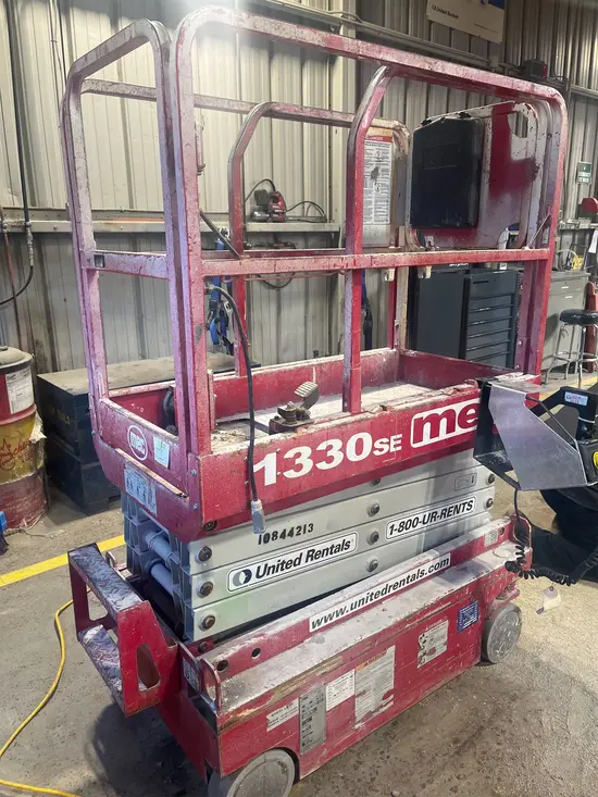 2018 MEC 1330SE Scissor Lift