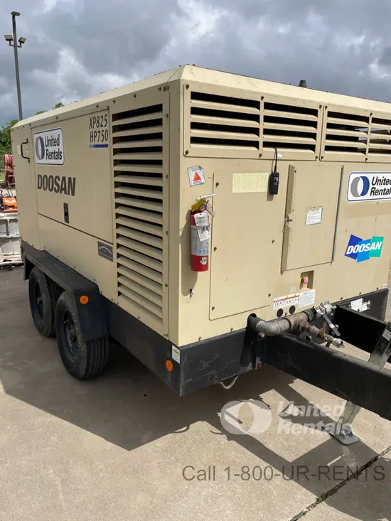 2020 Doosan XP825/HP750WCU Air Compressor