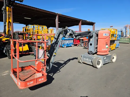 2017 Skyjack SJ30ARJE Articulating Boom Lift