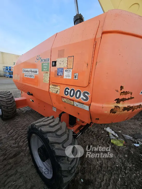 2016 JLG 600S Boom Lift