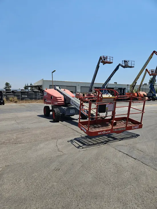 2016 Skyjack SJ40T Boom Lift