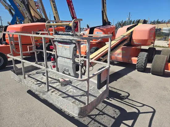 2017 JLG 400S Boom Lift