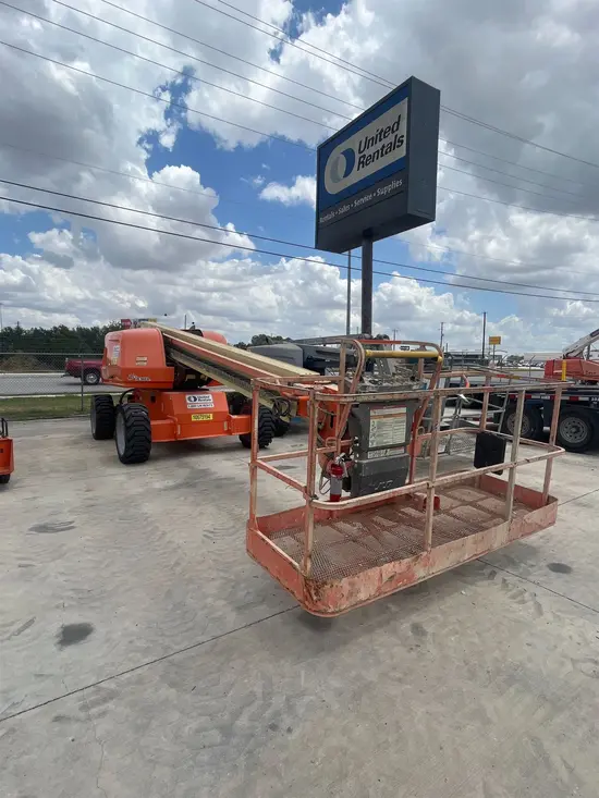 2017 JLG 600S Boom Lift