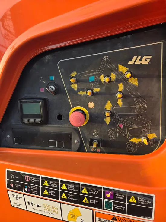 2017 JLG 450AJ Articulating Boom Lift