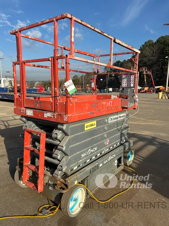 2017 Skyjack SJIII4740 Scissor Lift
