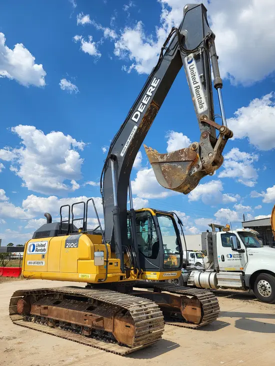 2019 John Deere 210G LC Excavator