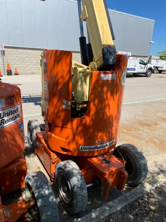 2018 JLG E300AJP Articulating Boom Lift