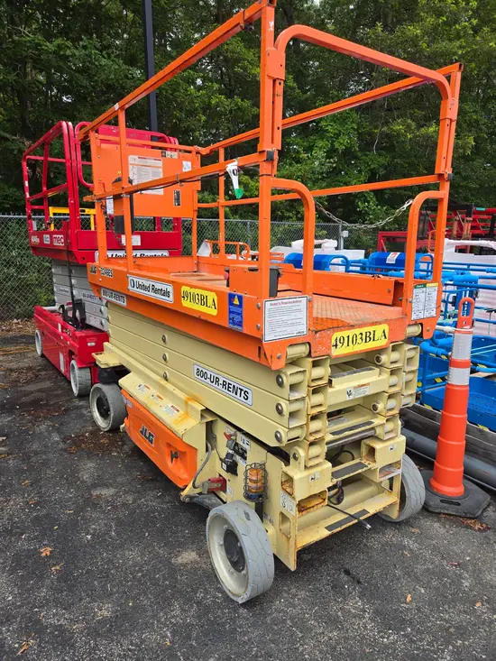 2017 JLG 3246ES Scissor Lift