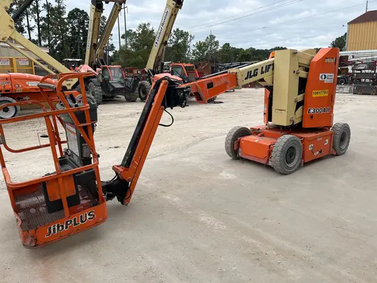 2017 JLG E300AJP Articulating Boom Lift