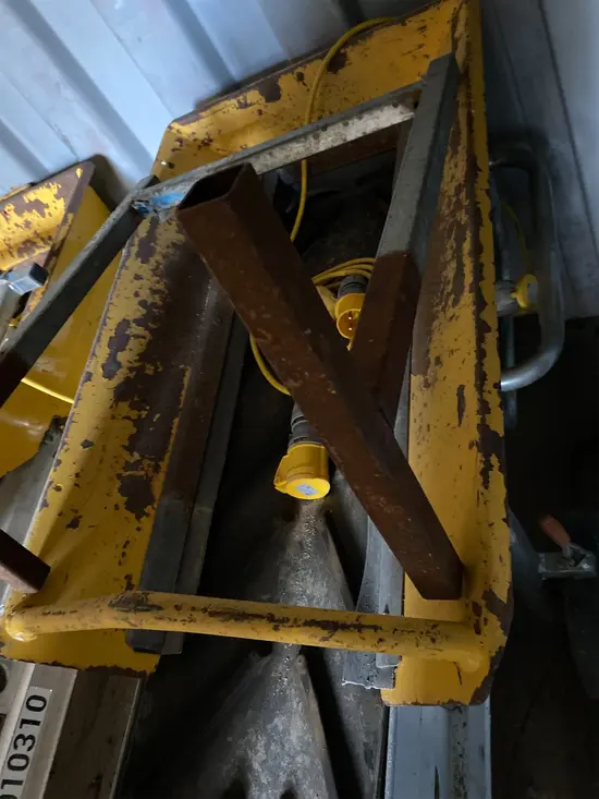 2021 LINKIT LKS300-3.2 Material Lift