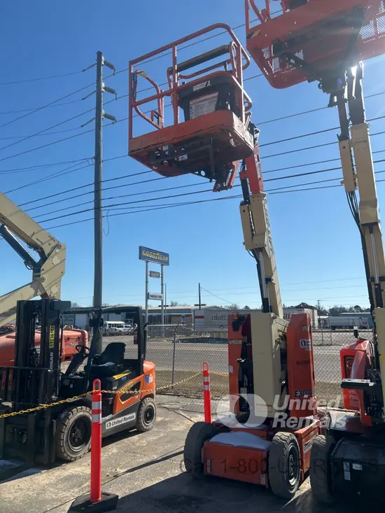 2016 JLG E300AJP Articulating Boom Lift