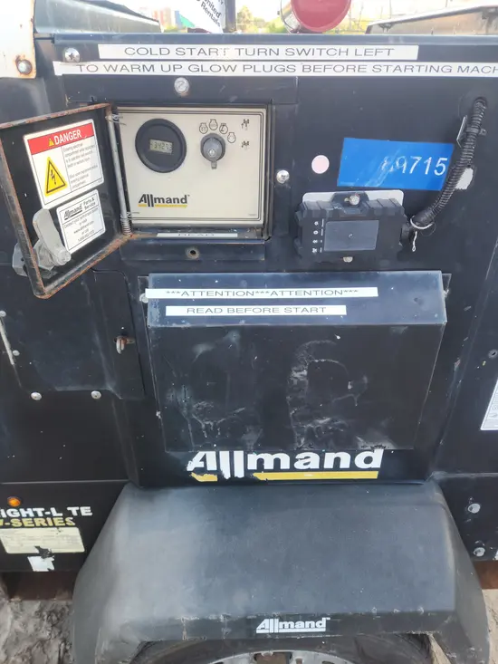 2018 Allmand NIGHT LIGHT V Portable Light Tower