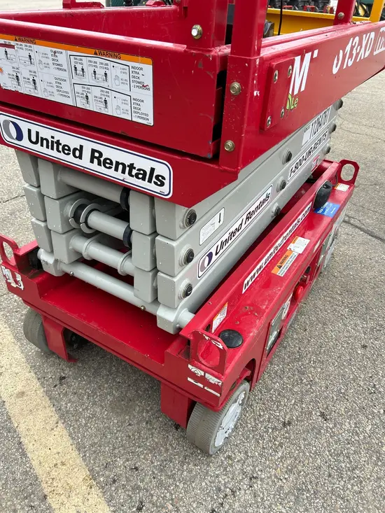 2021 MEC MICRO 13-XD Scissor Lift