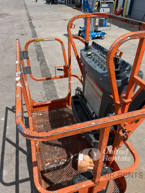 2016 JLG E450AJ Articulating Boom Lift
