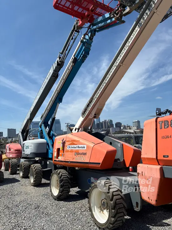 2019 Snorkel 660SJ Boom Lift