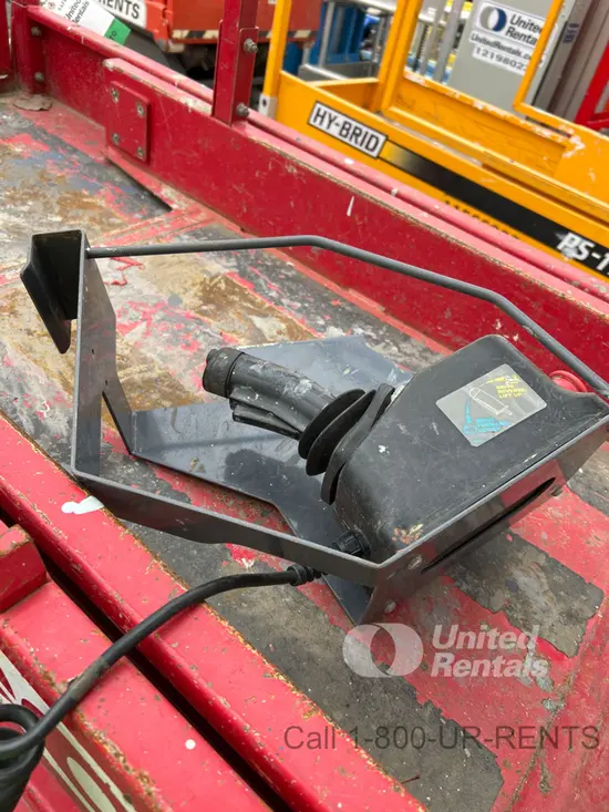 2017 MEC MICRO 19 Scissor Lift
