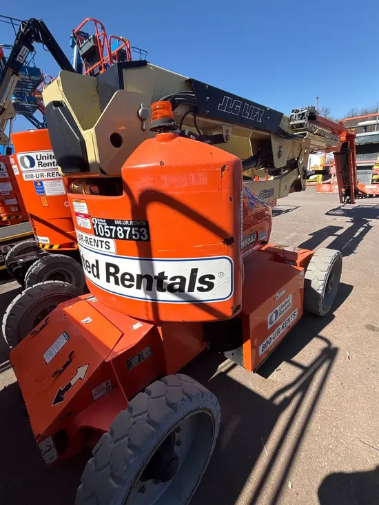 2017 JLG E450AJ Articulating Boom Lift