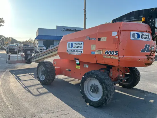 2017 JLG 600S Boom Lift