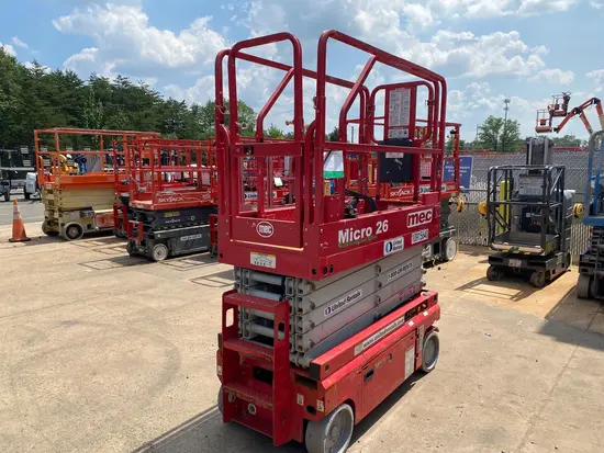 2019 MEC MICRO 26 Scissor Lift