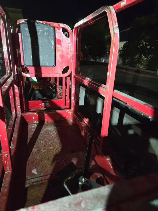 2019 MEC MICRO 19 Scissor Lift